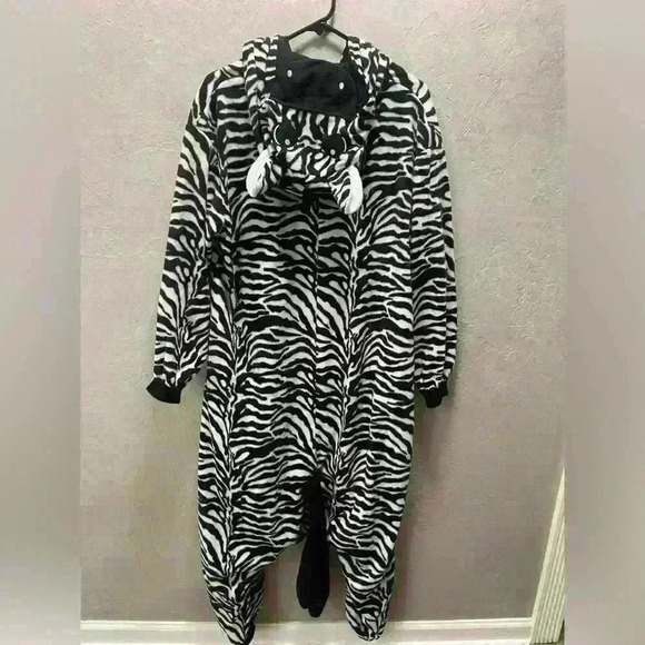 Zebra Onsie/Costume unisex, one size fits most, Critter Costume Onsie Halloween - Picture 1 of 7